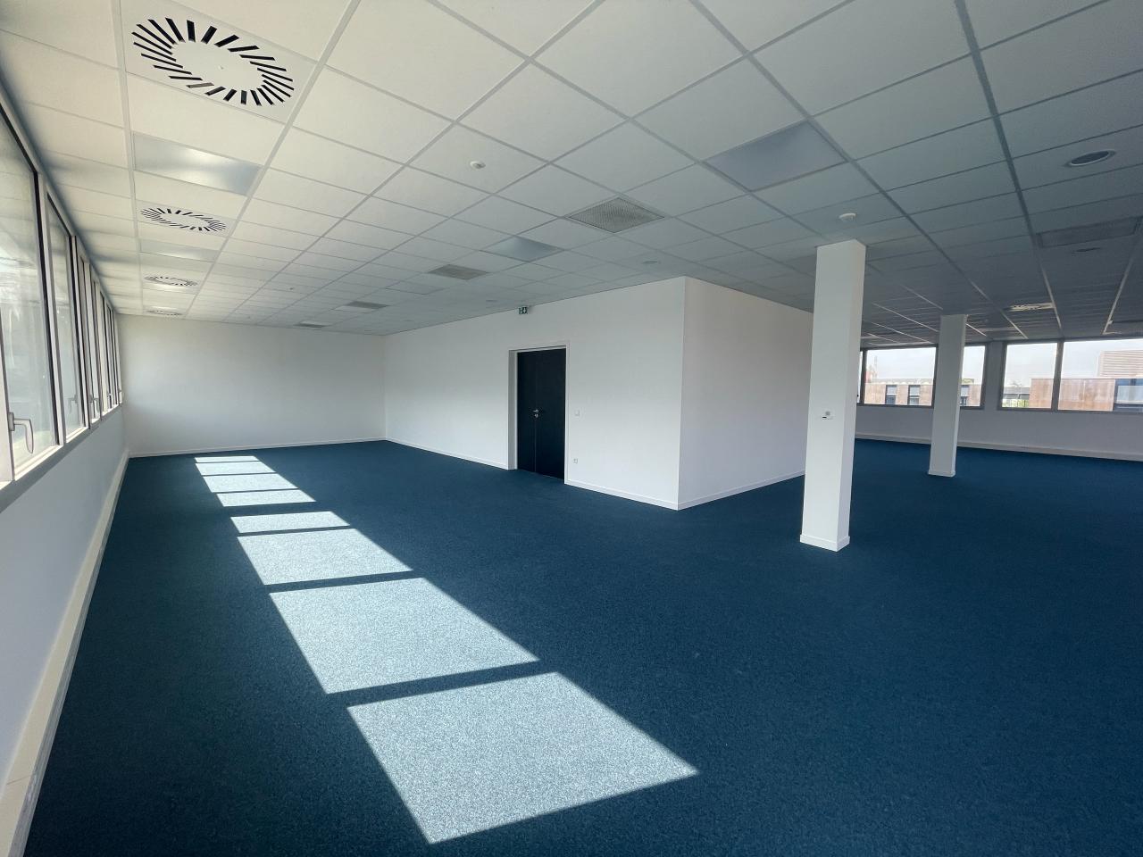 Bureau Rennes 585m² Location bureau Rennes Ille-et-Vilaine OLBUR2532650 1